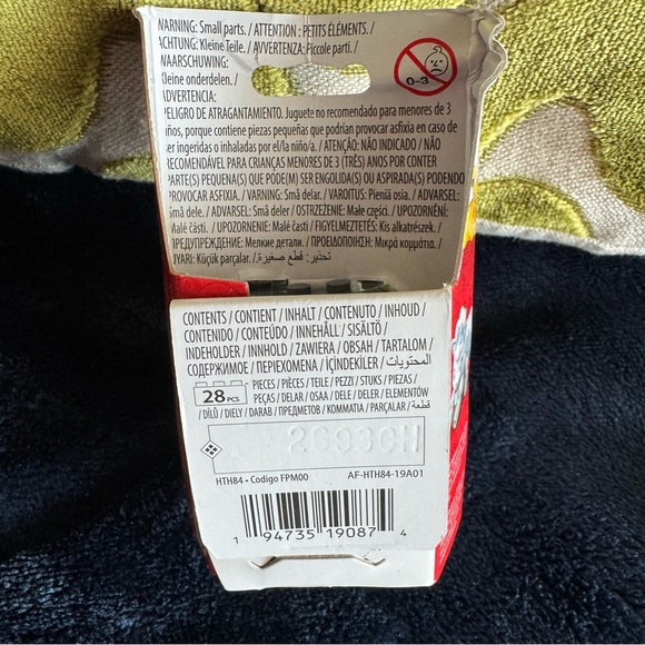 MEGA Construx Pokemon Alolan Vulpix Series 19 NEW NIP HTH84 Yellow 28 Piece - Picture 3 of 4